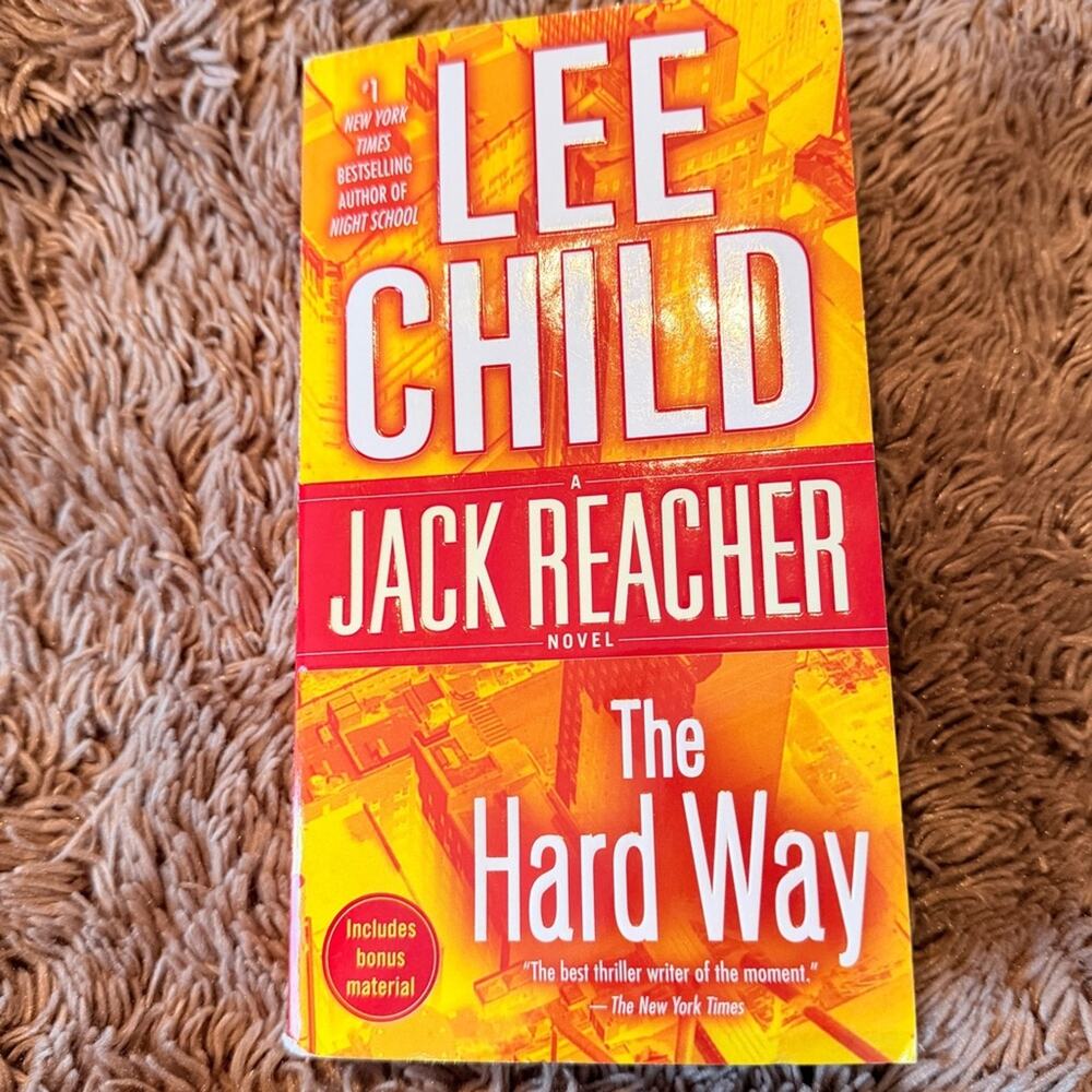 Jack Reacher The Hard Way by Lee Child paperback book